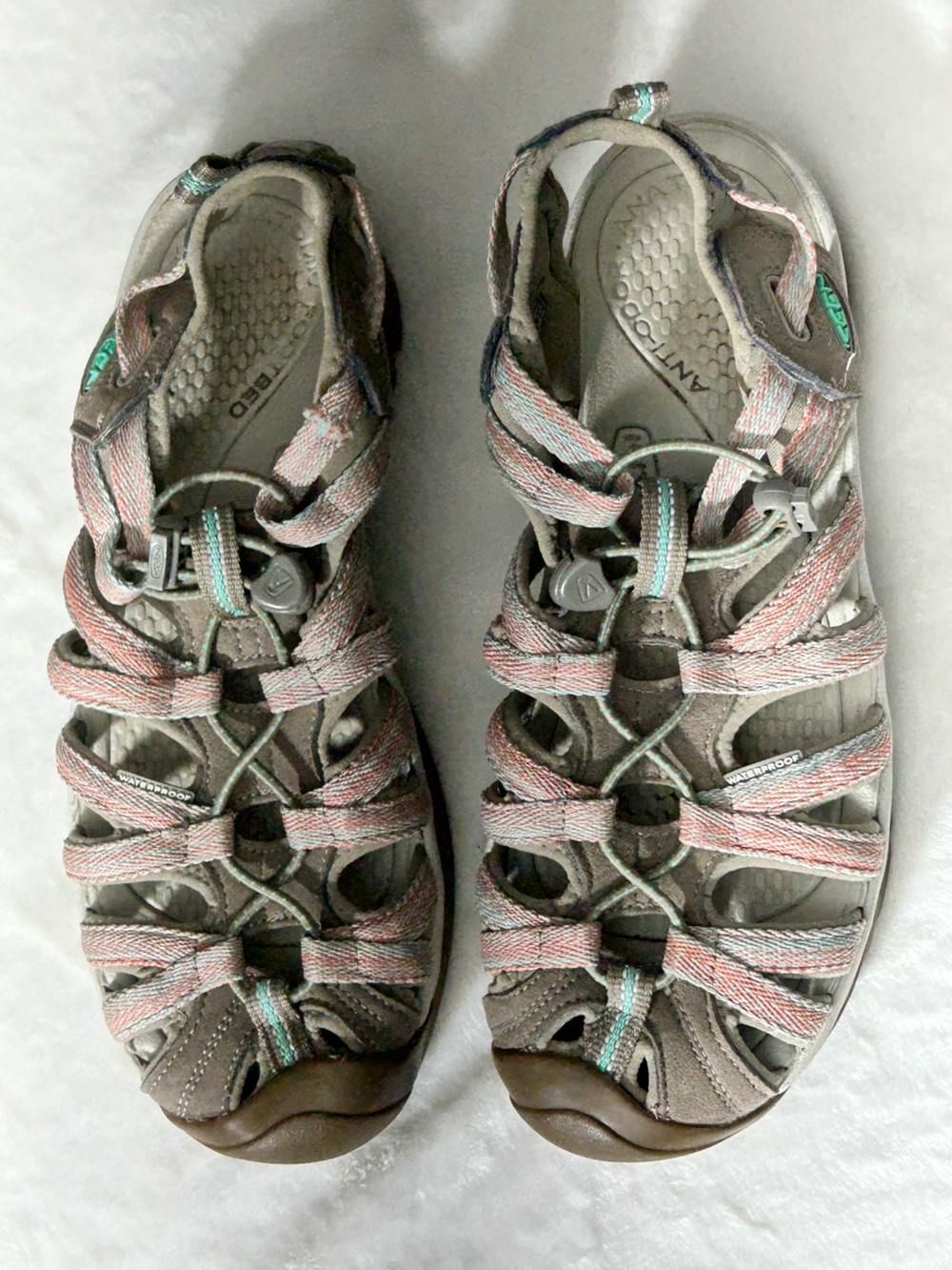 Keen Whisper Women's Taupe Salmon Teal Outdoor Waterproof Strap Sandals Size 10